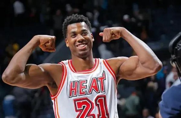 21号球衣号码的篮球明星