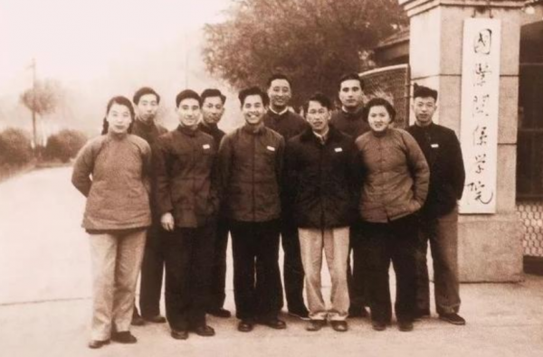 外交官需要上什么大学