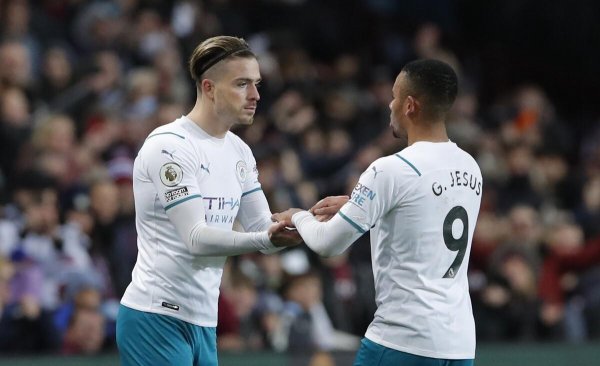 一个足球队多少人