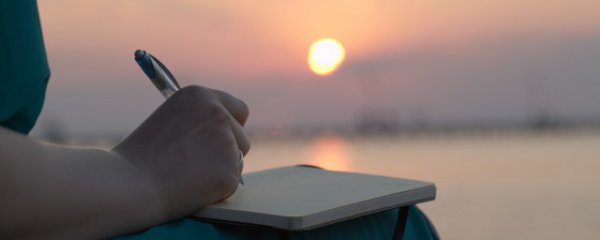 买水杯给男朋友刻什么字