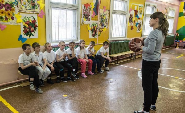 小学体育老师资格证需要什么条件