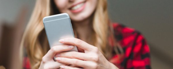 手机的清洗与保养