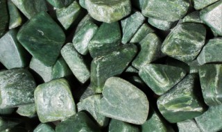 翡翠原石怎么去皮 翡翠原石去皮的方法