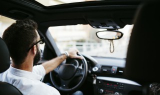 梦见小车是什么意思 梦见小车的含义