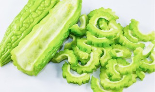 苦瓜功效与作用及禁忌 苦瓜有什么功效与作用及禁忌