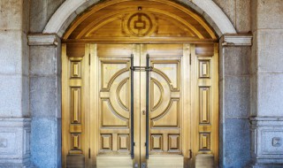 大门口挂什么好 大门口挂什么寓意好