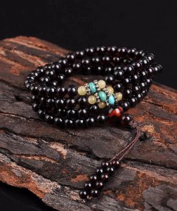 女人戴什么手串最养人 最适合女士戴的手串