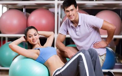 还敢让你女朋友去健身房吗 为什么男朋友不让去健身房