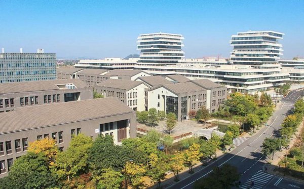 浙江师范大学和杭州师范大学哪个好一点值得报考