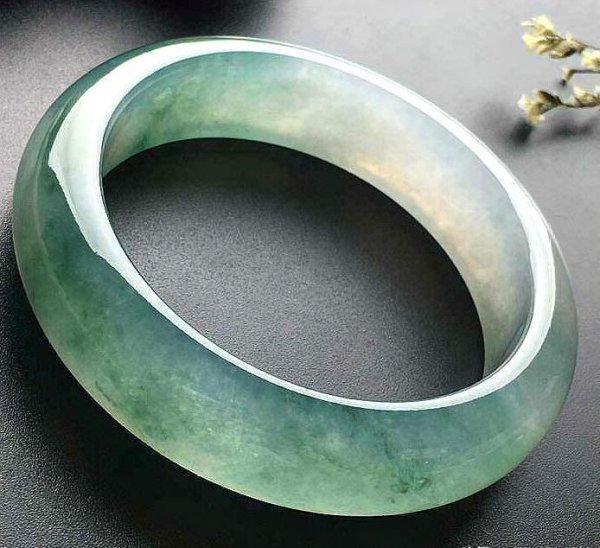 真假飘花翡翠图解