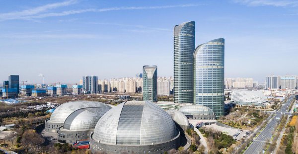 中国泉城是哪个城市的雅号