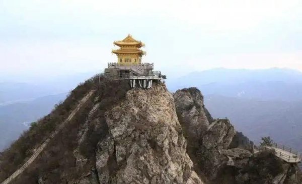 山东泰山海拔多少米