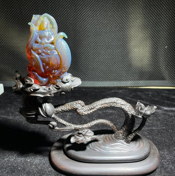 血珀收藏多大的有价值