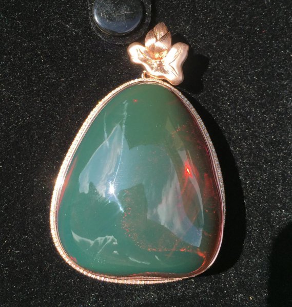 血珀收藏多大的有价值