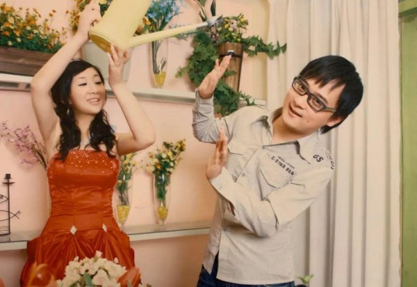 傅首尔个人资料简介及学历