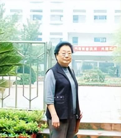 成都十二中学校怎么样