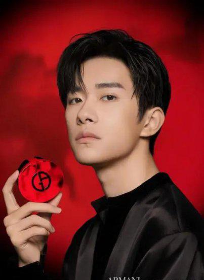 阿玛尼是哪个国家的品牌