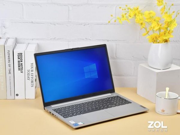 笔记本电脑显示器闪屏是什么原因