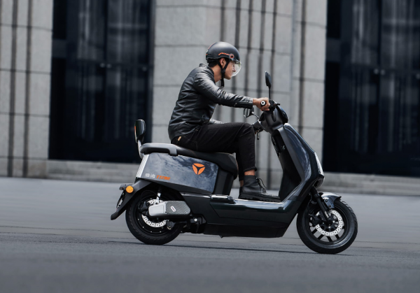 小牛和雅迪电动车哪个好