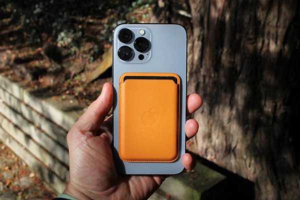 苹果13max尺寸多大屏幕