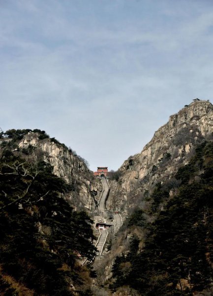 泰山海拔2795米还是1545米