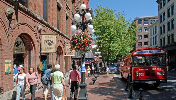 加拿大有多少人口