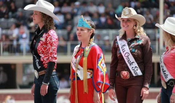 加拿大有多少人口