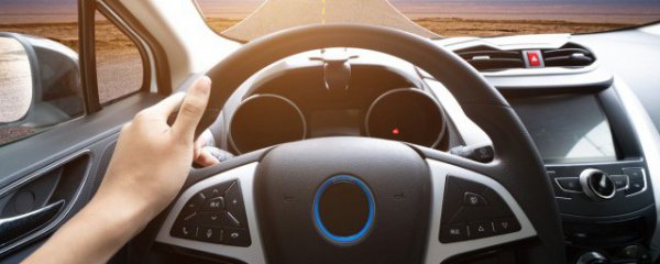 怎么判断车身的左右