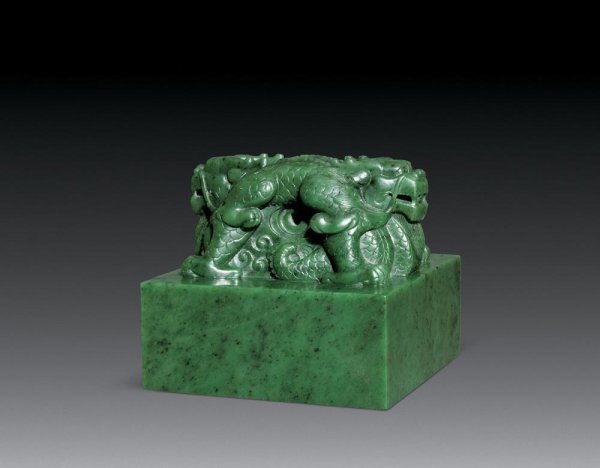 俄碧和和田碧玉哪个贵