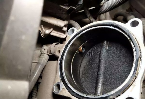 怠速10分钟能给汽车充电多少