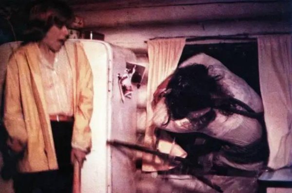 好看的鬼片推荐一下