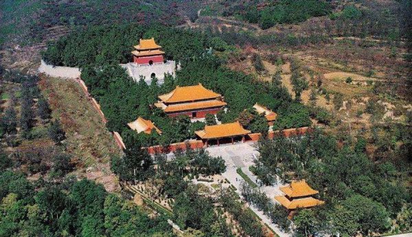 明十三陵在哪个地方