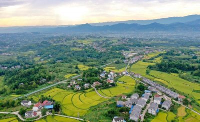 农村房产证怎么更名过户手续 更名过户去哪里办理