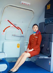 当空姐一个月多少钱工资 现在空姐工资收入到底有多高