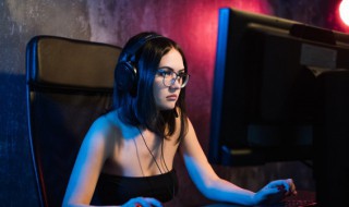 电脑屏幕不亮怎么办 电脑屏幕不亮如何处理