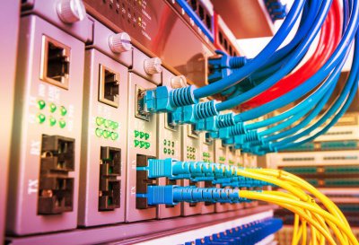 光纤单模和多模区别图解 花3分钟了解如何区分两者