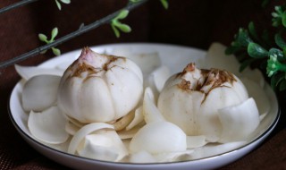 新鲜百合的食用方法 新鲜百合怎么吃