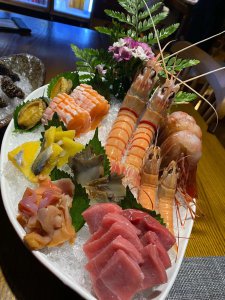 三文鱼肉和虹鳟鱼肉的区别图 哪种鱼肉是可以生吃的