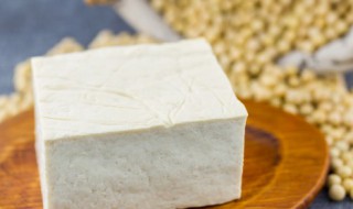 银耳和豆腐能一起吃吗 银耳炖豆腐的功效与作用