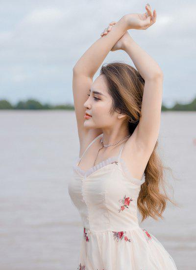 女生拍照姿势摆法大全