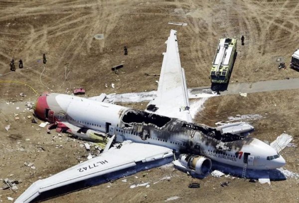 坐飞机选空客还是波音更安全