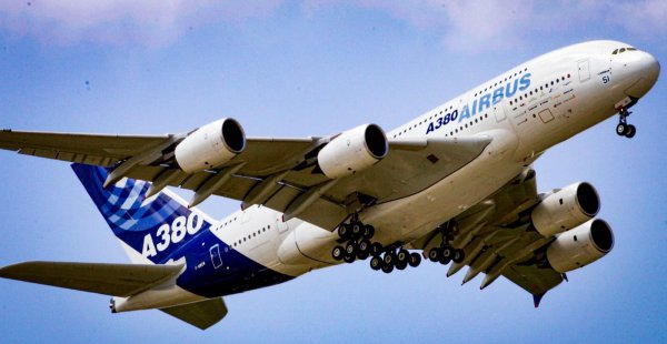 坐飞机选空客还是波音更安全