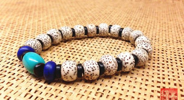 手链珠子一般要串几个最好