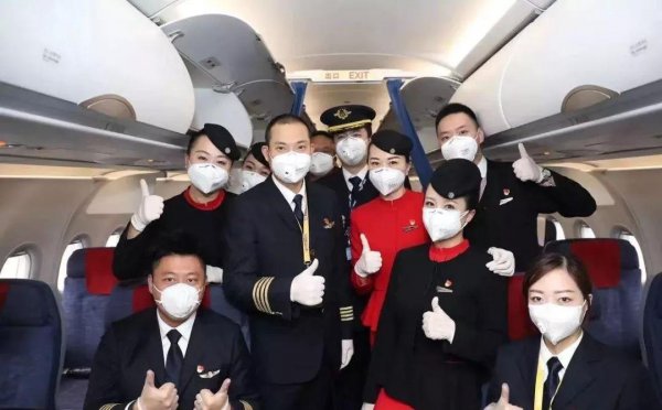 民航飞行员的真实薪水是多少