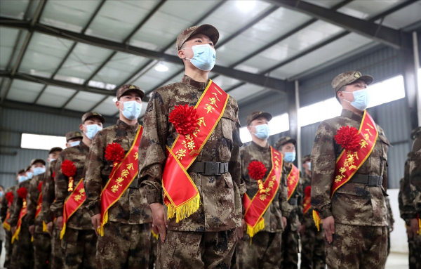 为什么大二当兵最划算