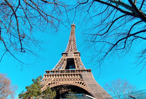 埃菲尔铁塔在哪座城市