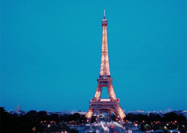埃菲尔铁塔在哪座城市