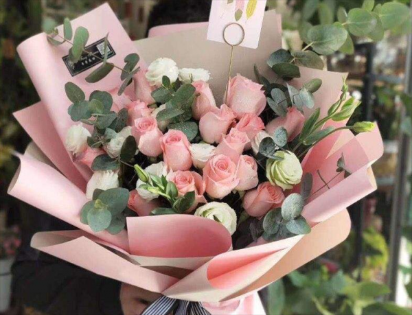 看望病人送什么花最合适