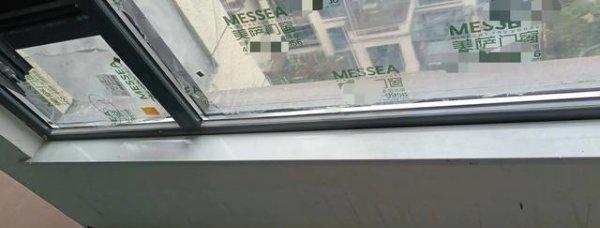 农村自建房先装门窗还是先刮灰