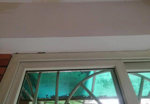 农村自建房先装门窗还是先刮灰